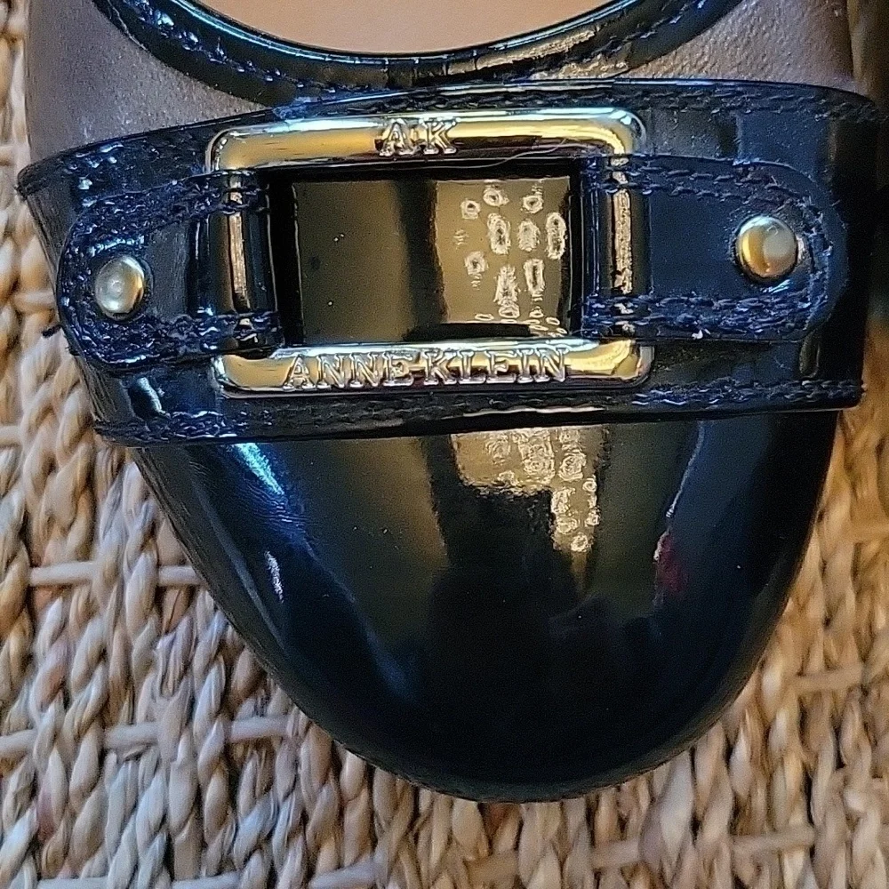 ANNE KLEIN SPORT round toe ballet shoes.  Slight wedge.  Size is 9.